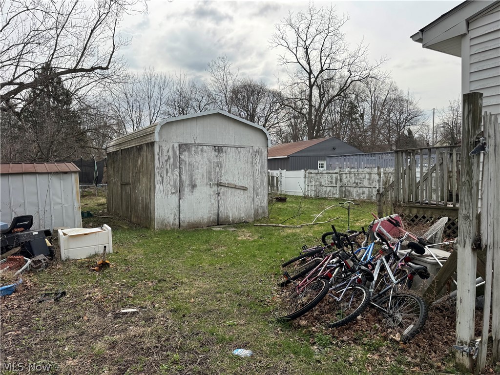 45 S Cedar Street Geneva OH 44041