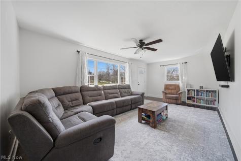 1517 Gottschall Road Stow OH 44224