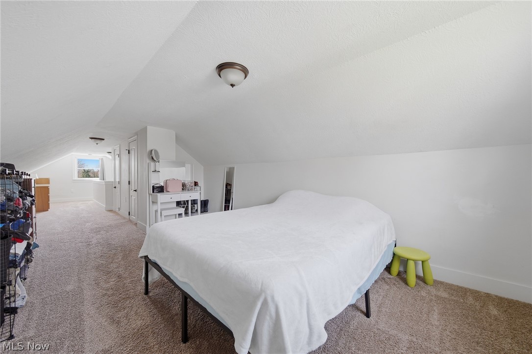 1517 Gottschall Road Stow OH 44224