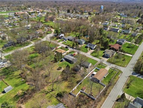 1517 Gottschall Road Stow OH 44224