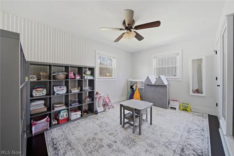 1517 Gottschall Road Stow OH 44224