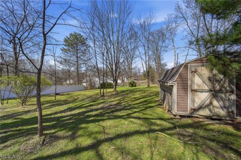 1517 Gottschall Road Stow OH 44224