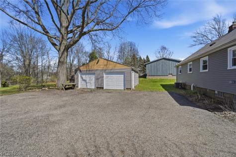 1517 Gottschall Road Stow OH 44224