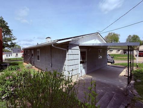 270 E Ralston Avenue Akron OH 44301