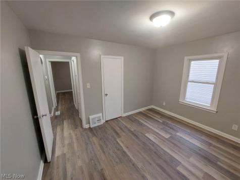 1203 25th Street NE Canton OH 44714