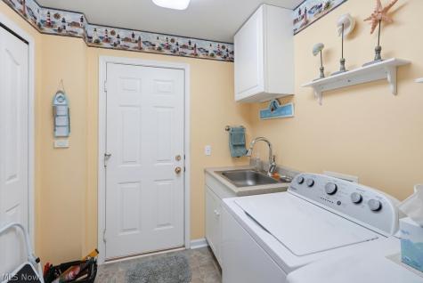 131 Heartland Circle Hinckley OH 44233