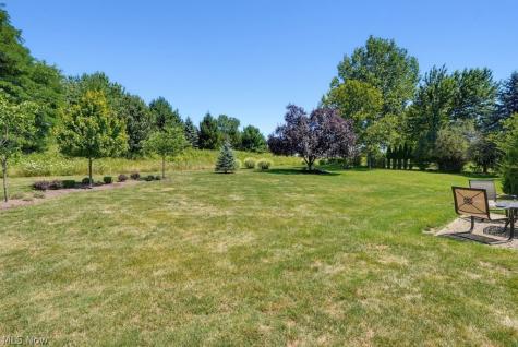 131 Heartland Circle Hinckley OH 44233