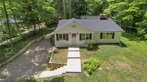 2020 Woodstock Road Gates Mills OH 44040