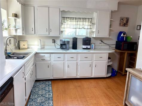 809 Warren Street Marietta OH 45750