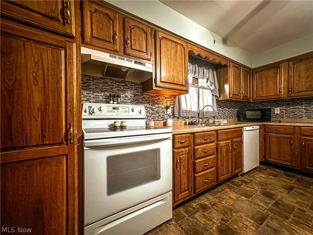 505 State Route 46 Warren OH 44484