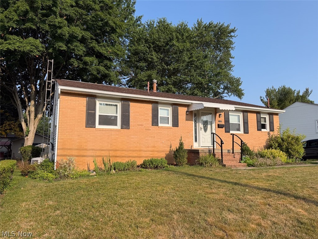 1123 Overridge Avenue SE North Canton OH 44720