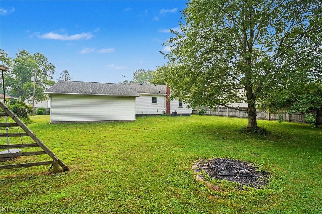 4819 Smith Road Ravenna OH 44266