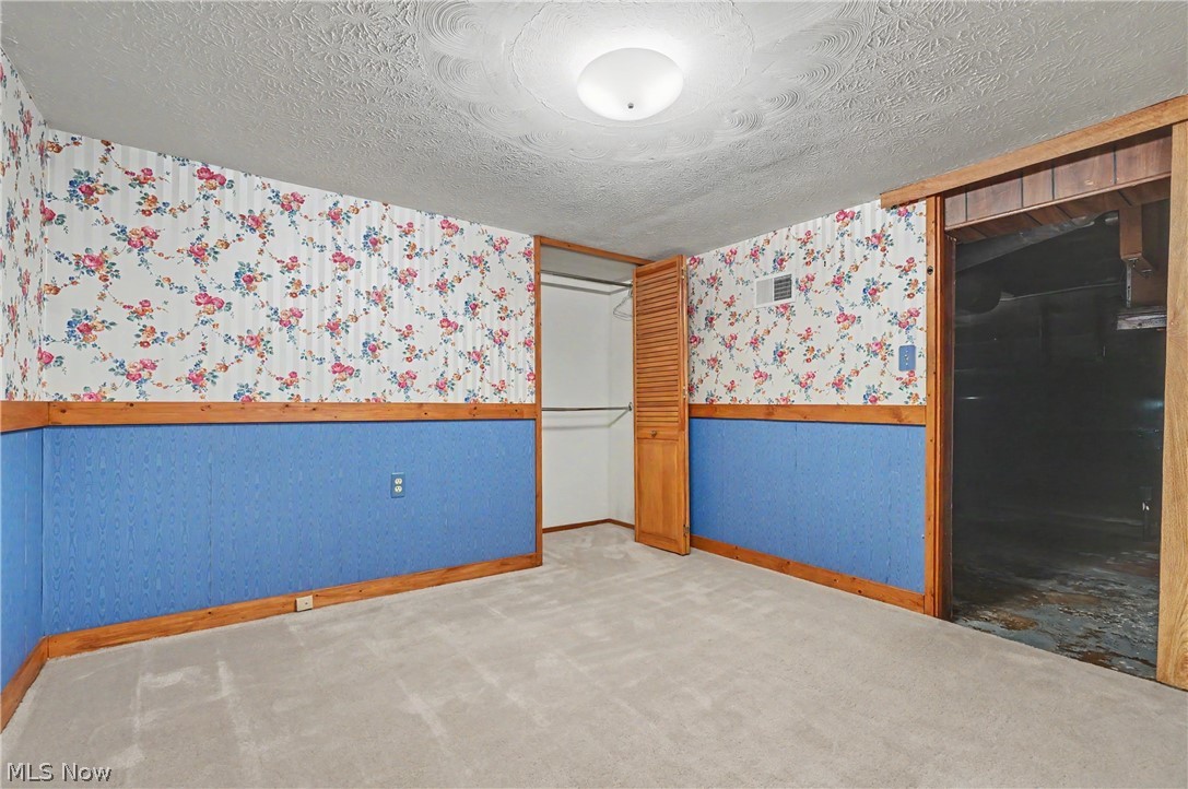 4819 Smith Road Ravenna OH 44266