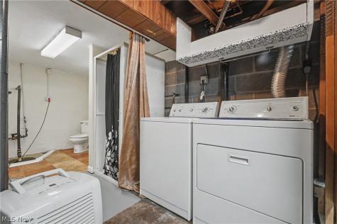 4819 Smith Road Ravenna OH 44266