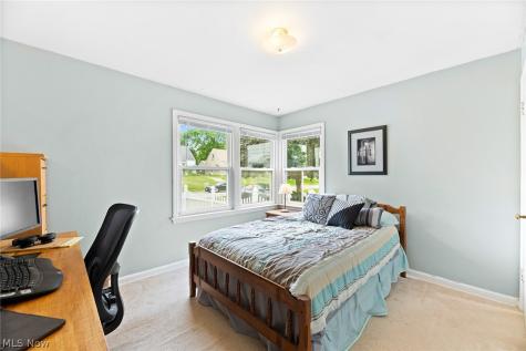 3211 Oakwood Drive Cuyahoga Falls OH 44221