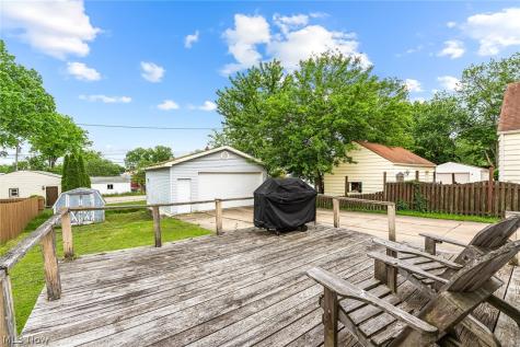 3211 Oakwood Drive Cuyahoga Falls OH 44221