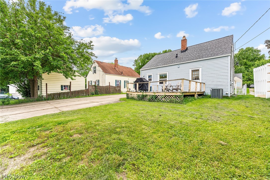 3211 Oakwood Drive Cuyahoga Falls OH 44221