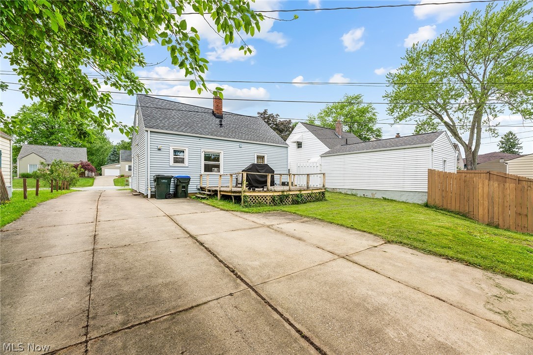 3211 Oakwood Drive Cuyahoga Falls OH 44221