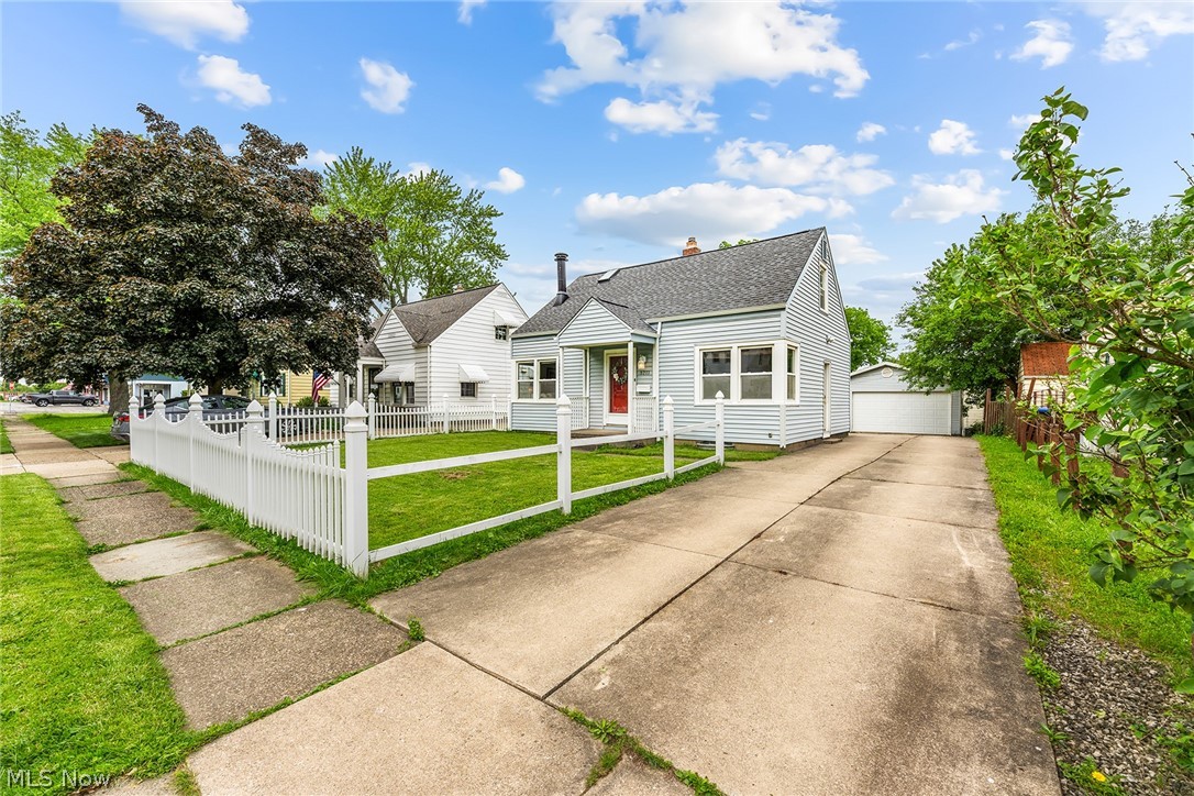 3211 Oakwood Drive Cuyahoga Falls OH 44221