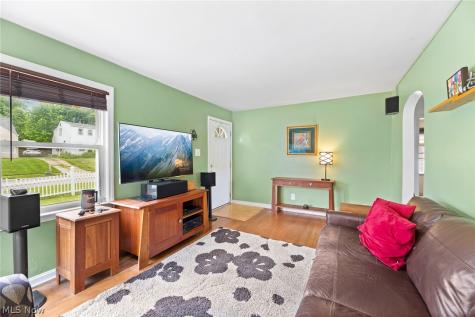3211 Oakwood Drive Cuyahoga Falls OH 44221