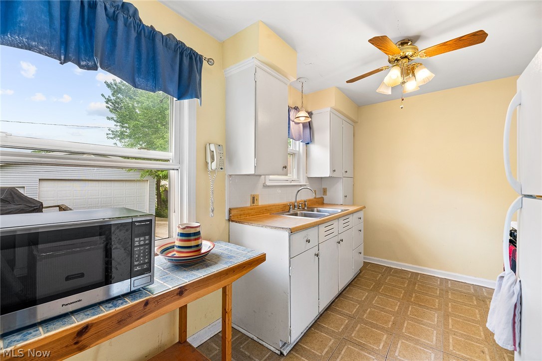 3211 Oakwood Drive Cuyahoga Falls OH 44221