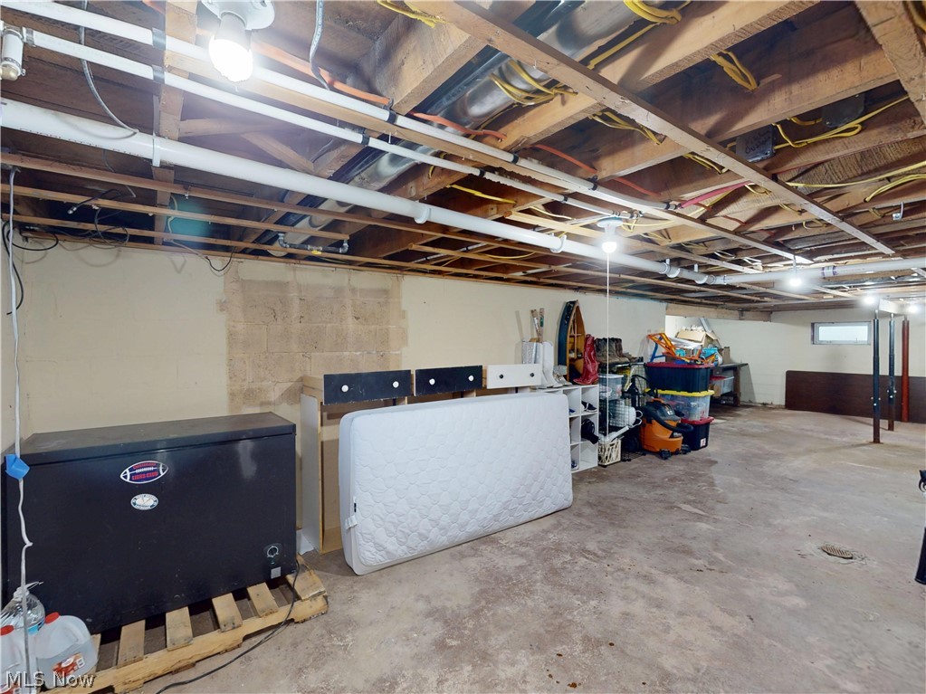 12233 Woodiebrook Road Chardon OH 44024