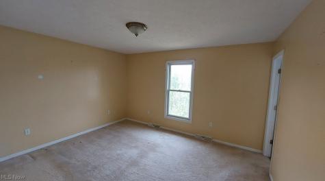3241 Saint Charles Drive Steubenville OH 43952