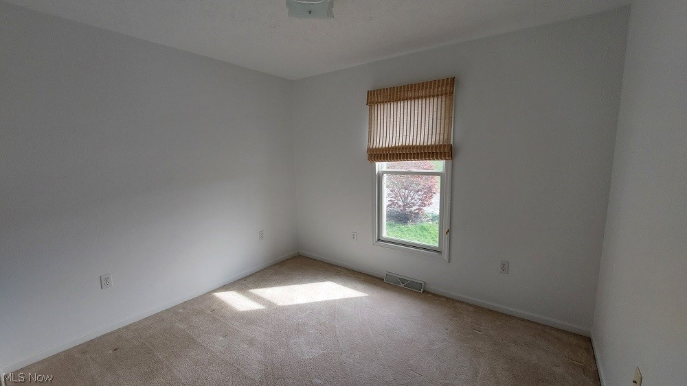 3241 Saint Charles Drive Steubenville OH 43952