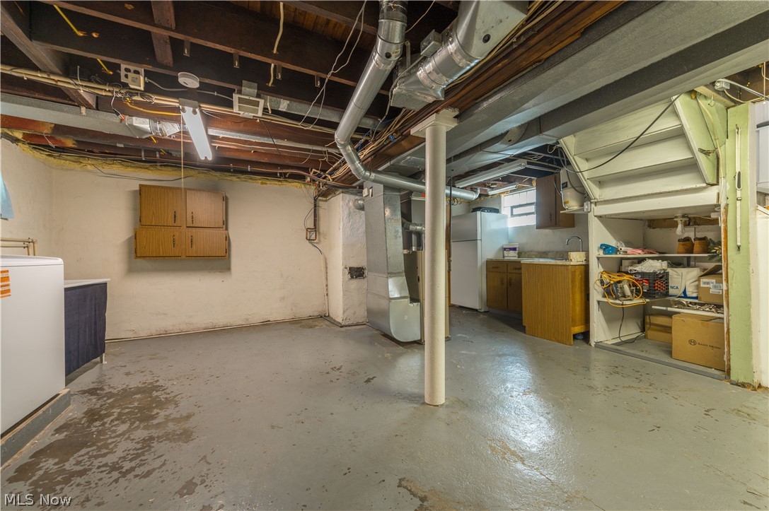 1111 Spring Road Cleveland OH 44109