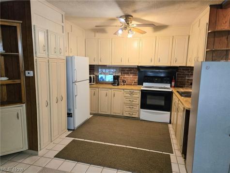 1531 Guenevere Street Streetsboro OH 44241