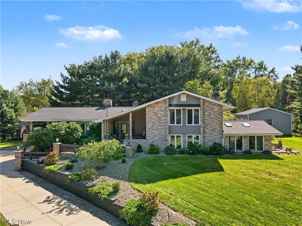 4824 Rolling View Drive Akron OH 44333