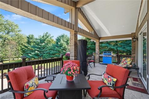 4824 Rolling View Drive Akron OH 44333