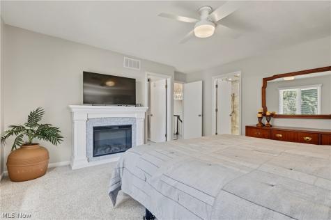 4824 Rolling View Drive Akron OH 44333