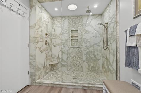 4824 Rolling View Drive Akron OH 44333