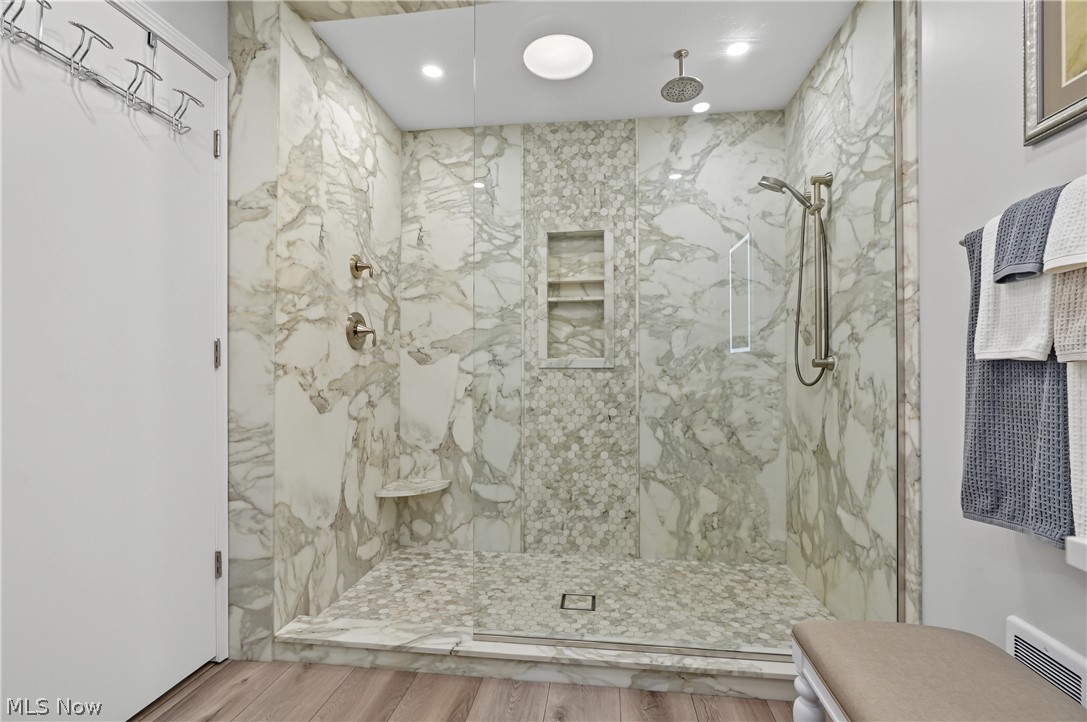 4824 Rolling View Drive Akron OH 44333