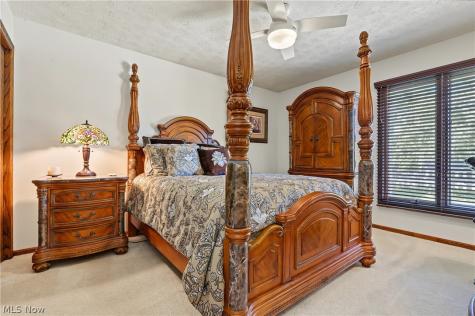 4824 Rolling View Drive Akron OH 44333