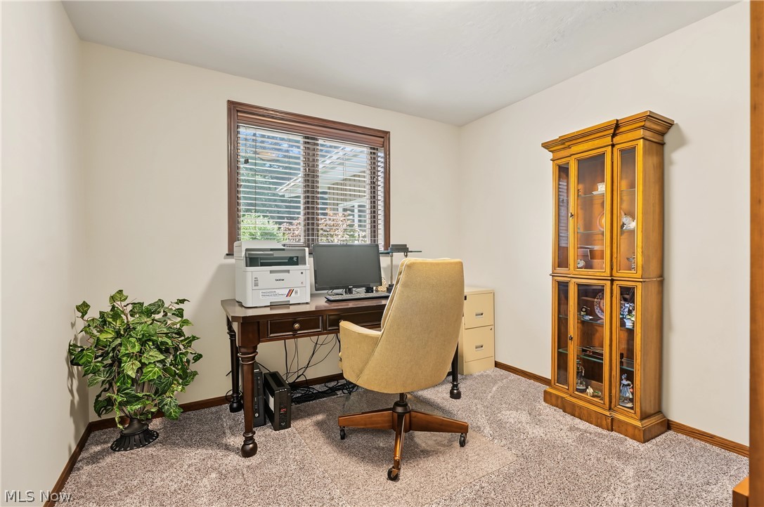 4824 Rolling View Drive Akron OH 44333