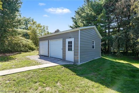 4824 Rolling View Drive Akron OH 44333
