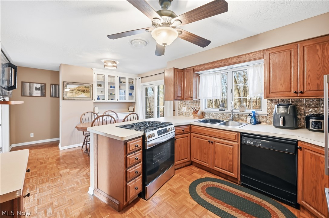306 Park Avenue Lowellville OH 44436