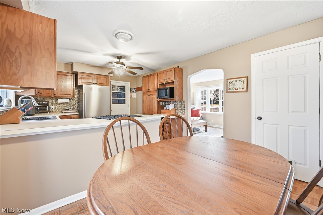 306 Park Avenue Lowellville OH 44436