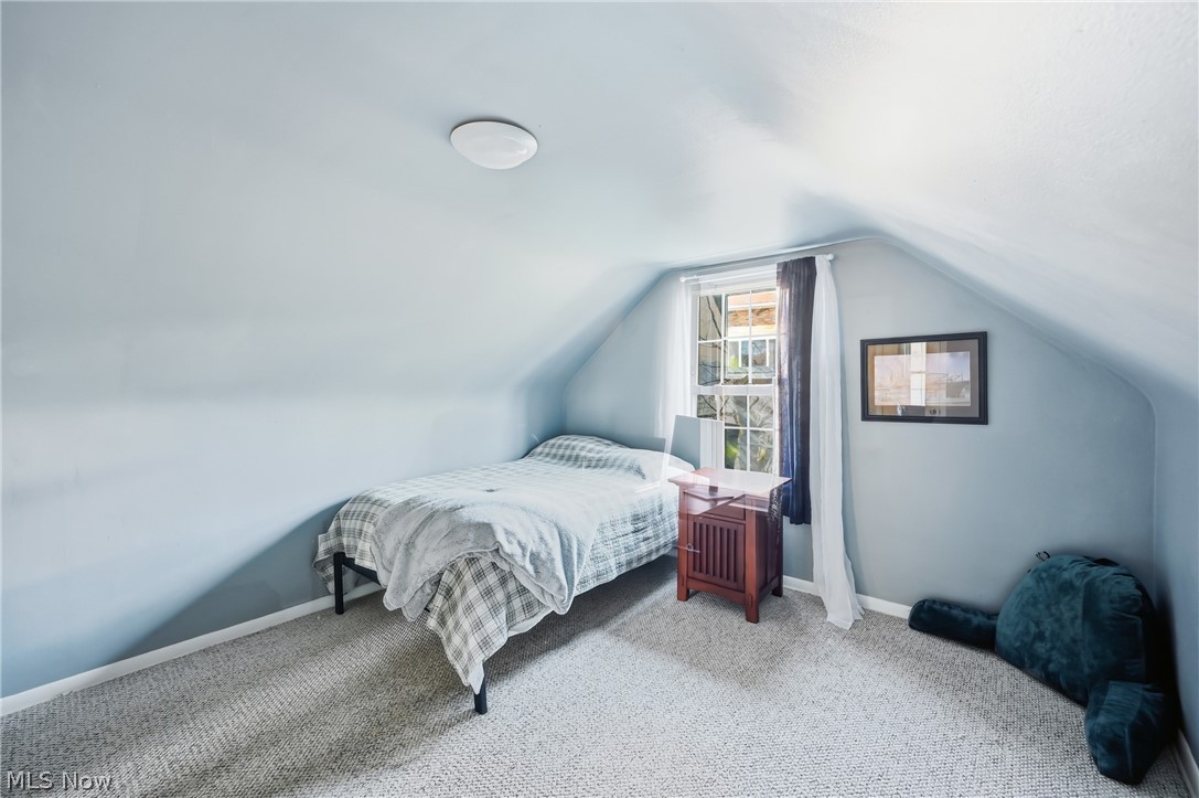 306 Park Avenue Lowellville OH 44436
