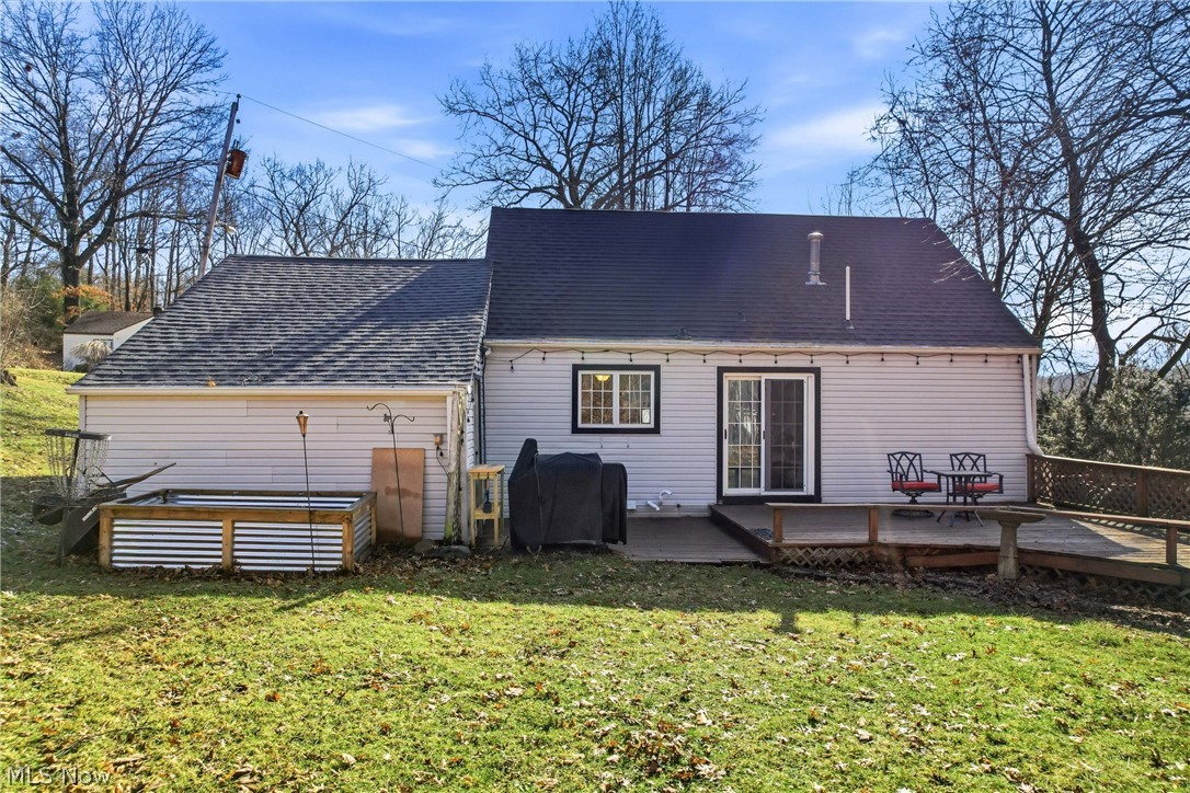 306 Park Avenue Lowellville OH 44436