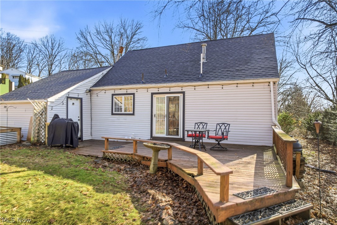 306 Park Avenue Lowellville OH 44436