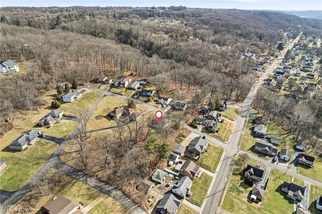 306 Park Avenue Lowellville OH 44436