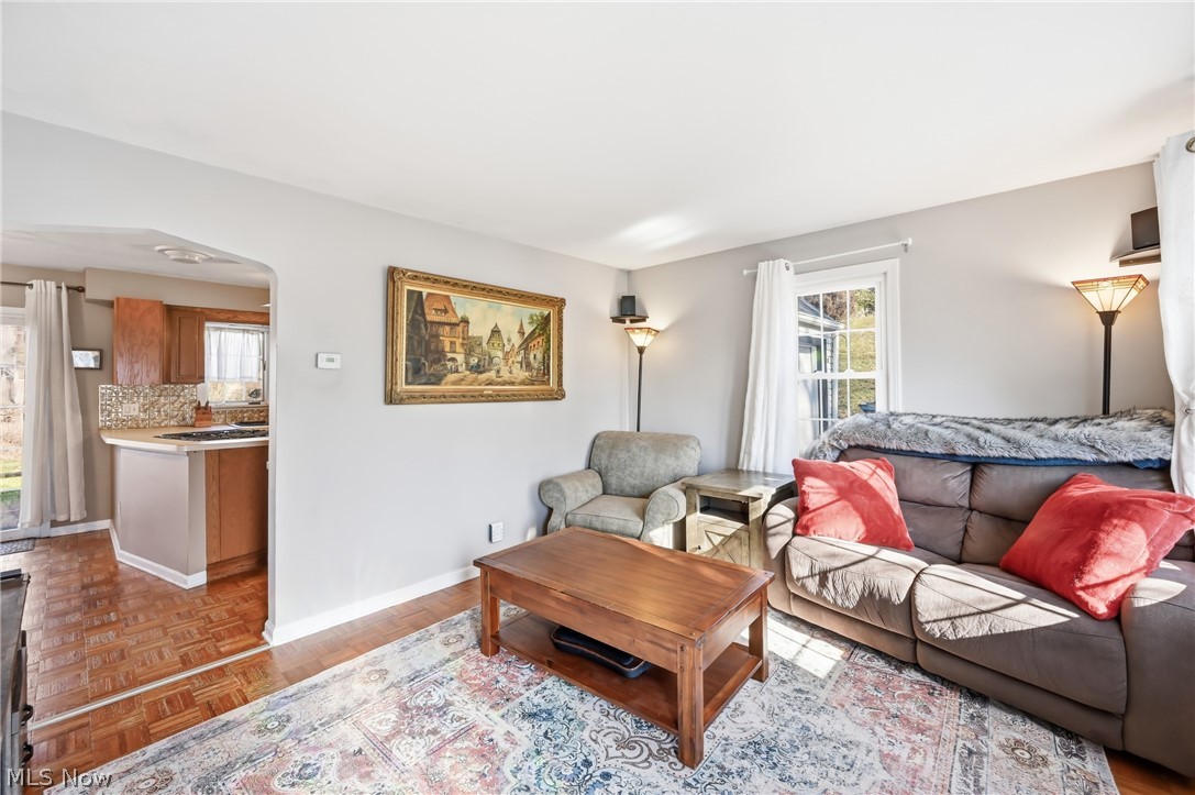 306 Park Avenue Lowellville OH 44436