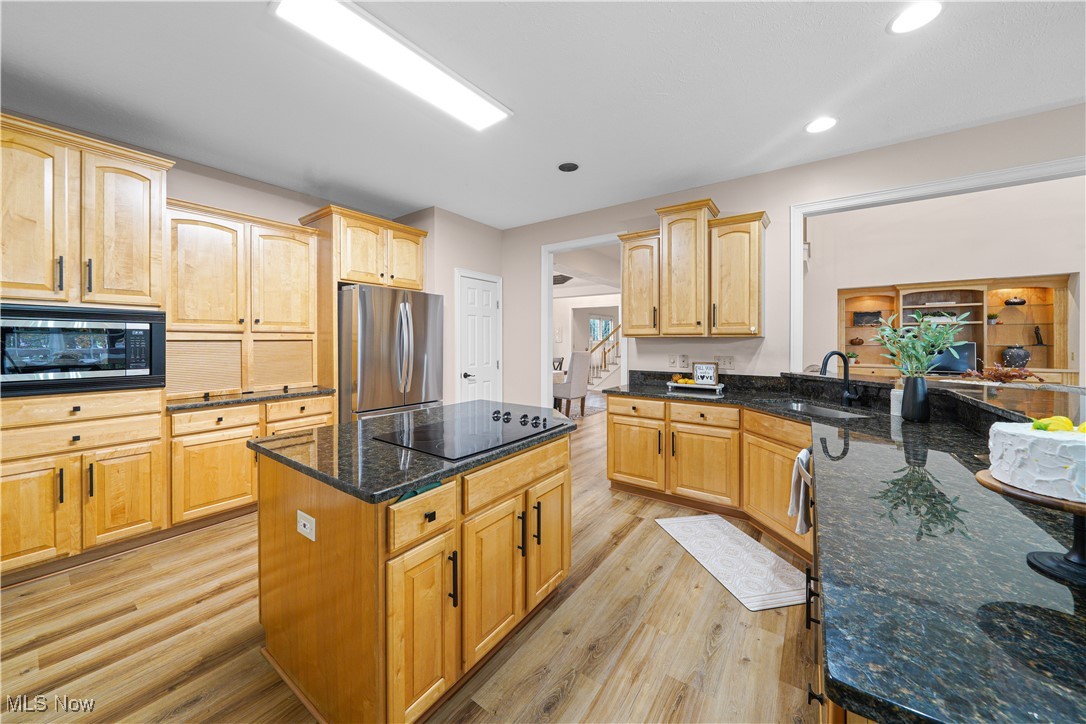 915 Cimarron Oval Aurora OH 44202