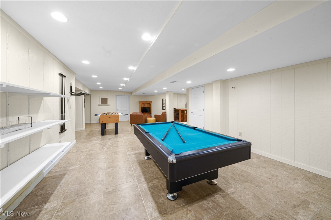 915 Cimarron Oval Aurora OH 44202