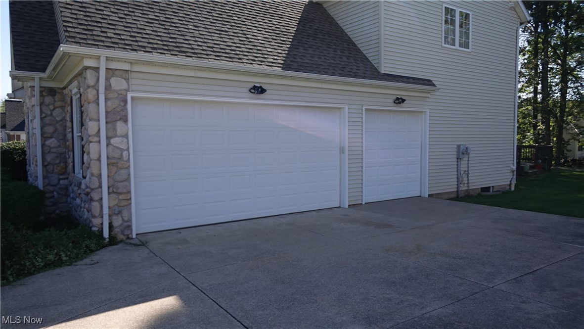 915 Cimarron Oval Aurora OH 44202