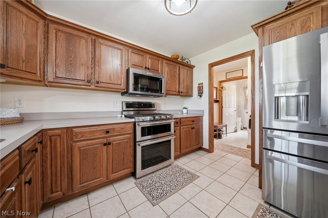 1021 State Route 307 E Jefferson OH 44047