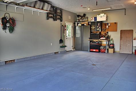 5670 W Longridge Drive Seven Hills OH 44131